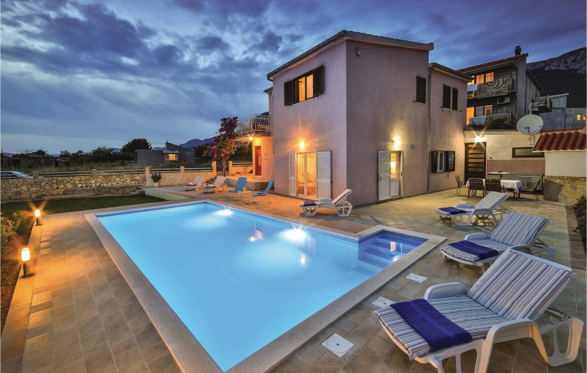 125 M² Ferienhaus ∙ 3 Schlafzimmer ∙ 7 Gäste - Split