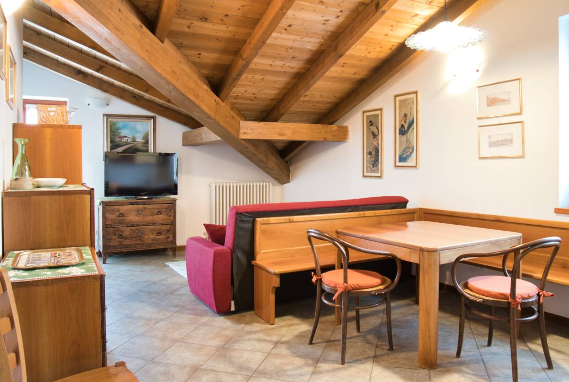 66 M² Apartment ∙ 1 Bedroom ∙ 4 Guests - Lecco