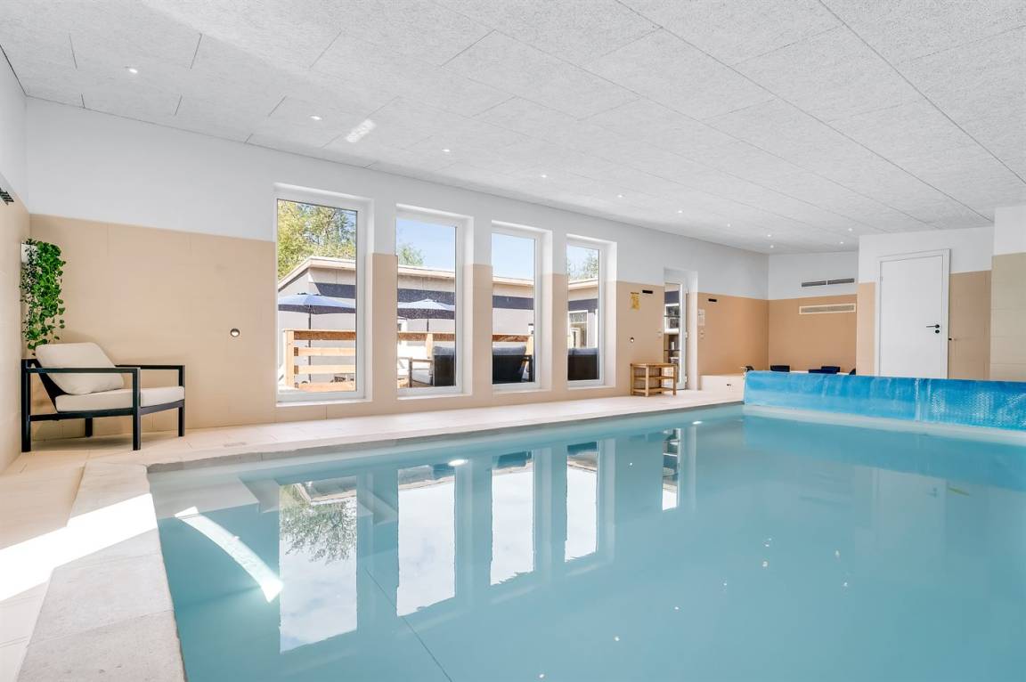354 m&sup2; Ferienhaus 8 Schlafzimmer 22 G&auml;ste