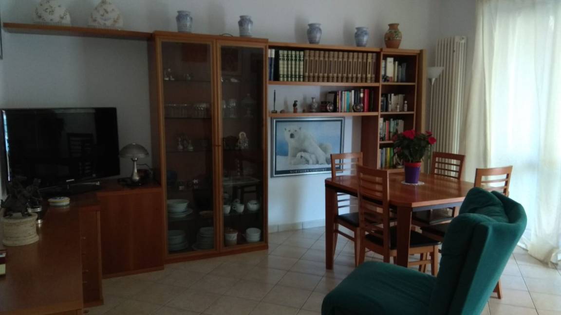 80 M² Apartamento ∙ 2 Habitaciones ∙ 5 Huéspedes - Grottammare
