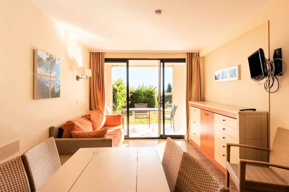 35 M² Apartamento ∙ 2 Quartos ∙ 6 Hóspedes - Cannes
