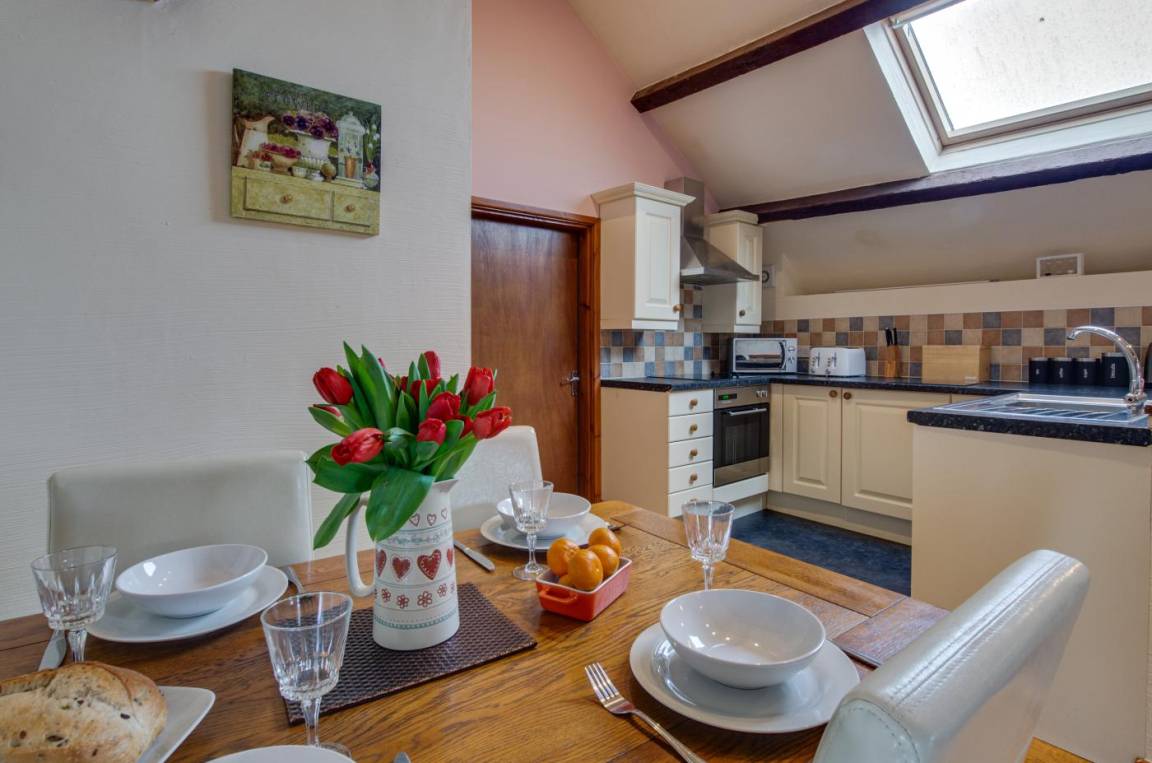 Cottage ∙ 2 Bedrooms ∙ 4 Guests - Wales