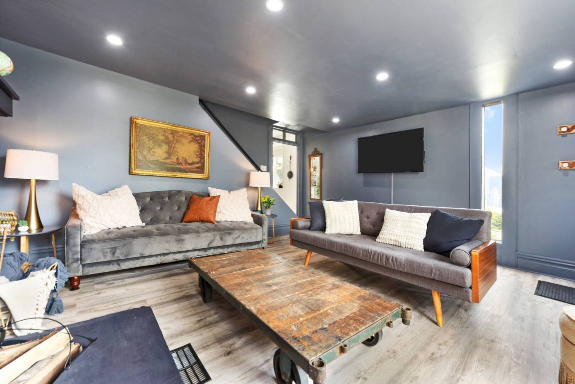70 M² House ∙ 3 Bedrooms ∙ 8 Guests - Pittsburgh, PA