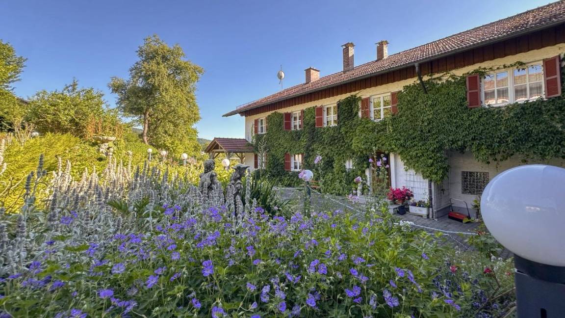 140 M² Ferienwohnung ∙ 3 Schlafzimmer ∙ 6 Gäste - Lohberg