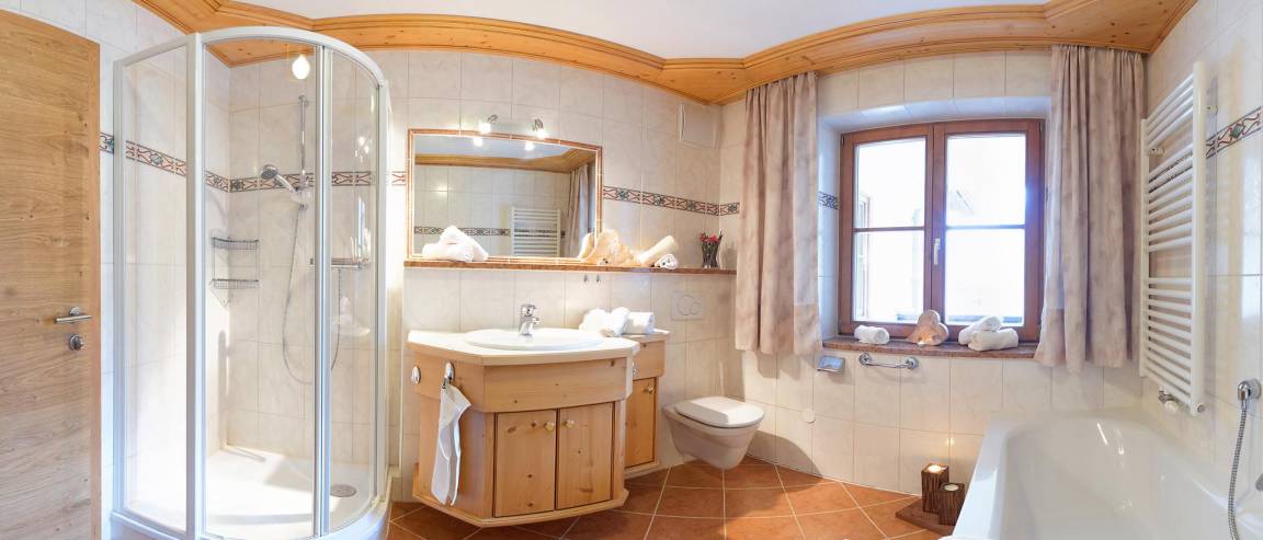 120 M² Ferienwohnung ∙ 3 Schlafzimmer ∙ 8 Gäste - Lofer