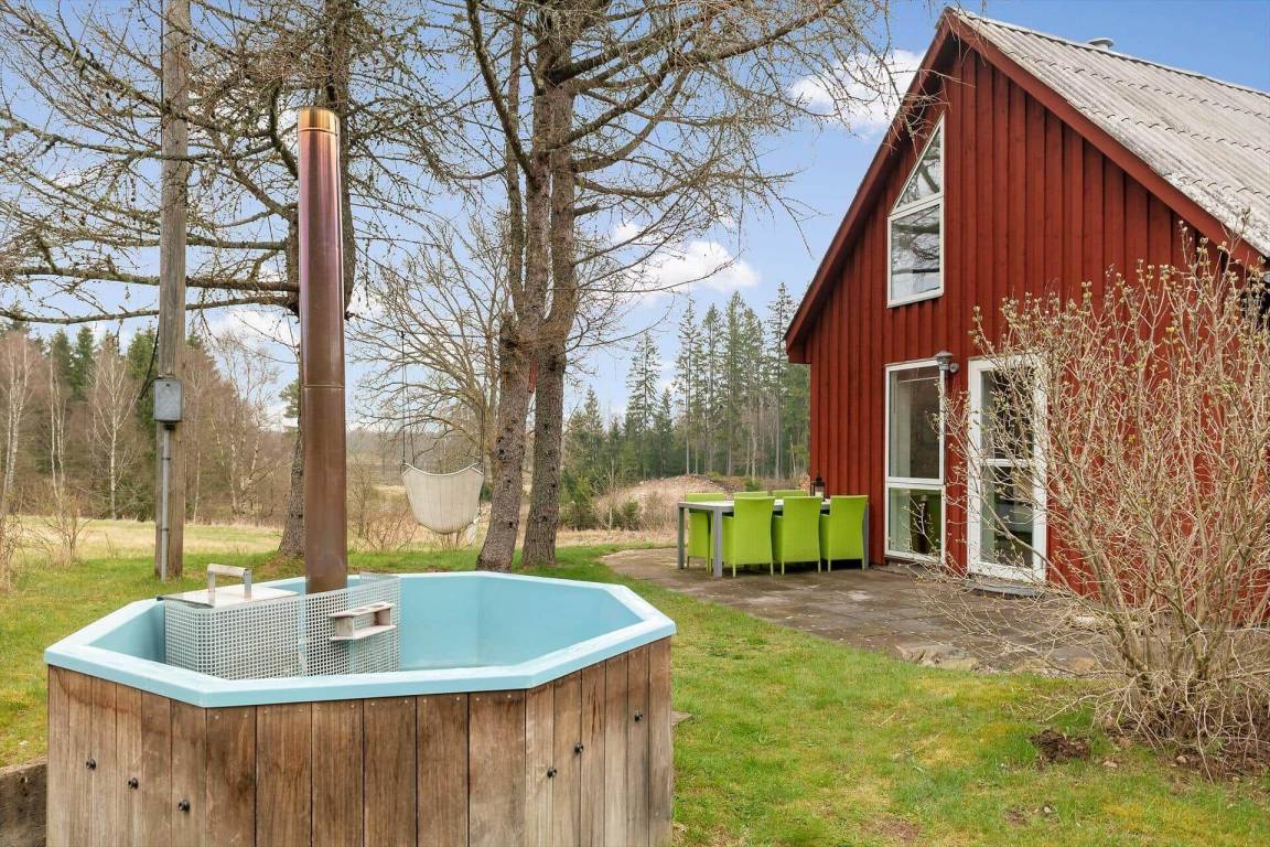 105 M² Hus ∙ 3 Sovrum ∙ 7 Gäster - Tyringe