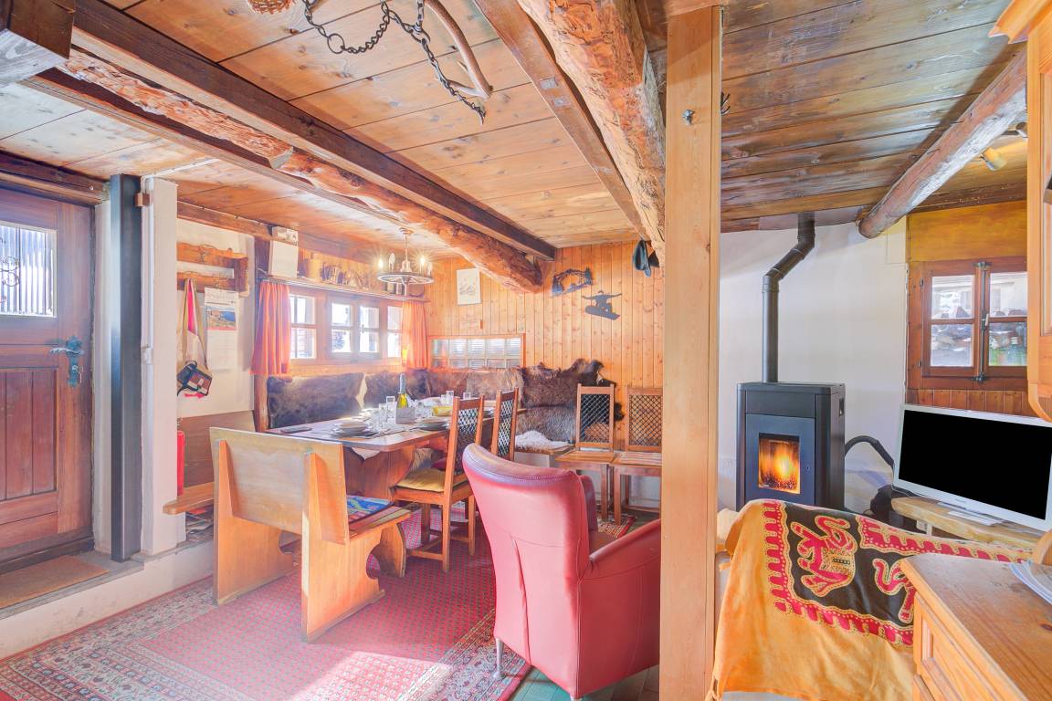 70 M² Chalet ∙ 3 Schlafzimmer ∙ 6 Gäste - Kanton Tessin