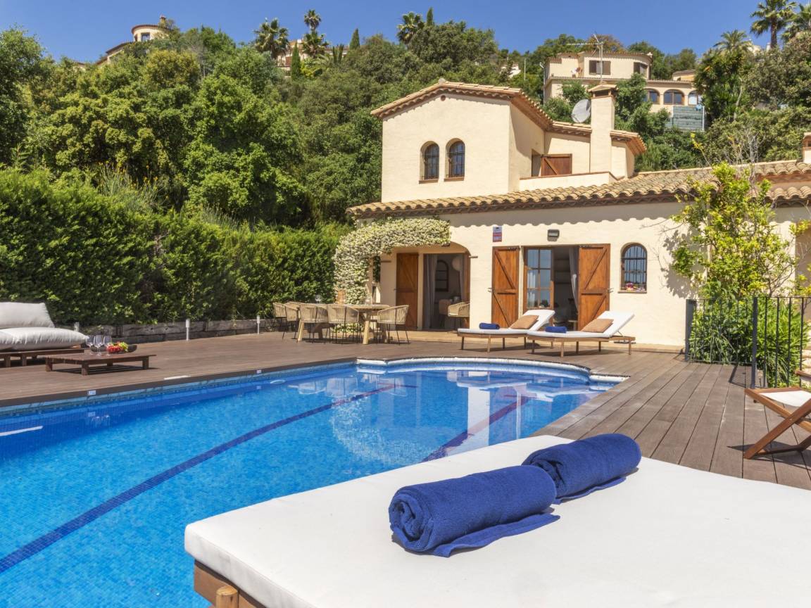 100 M² House ∙ 3 Bedrooms ∙ 6 Guests - Platja d'Aro