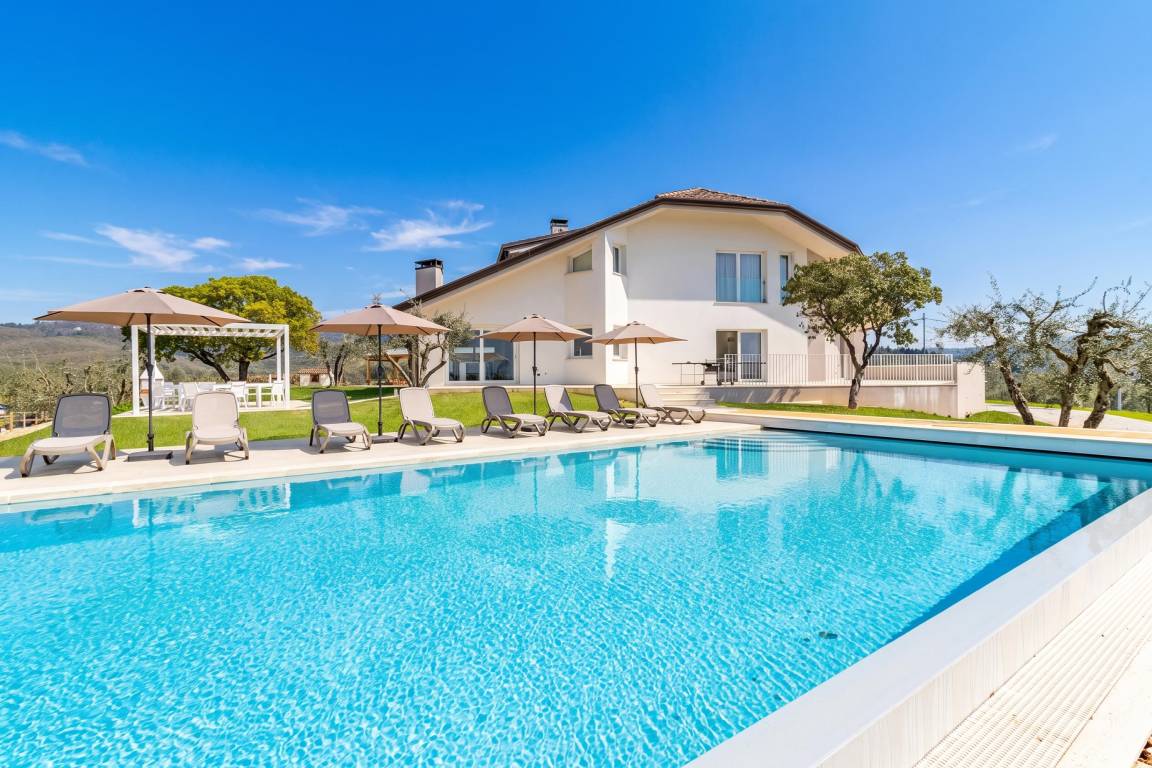 377 M² Villa ∙ 6 Chambres ∙ 16 Personnes - Arezzo