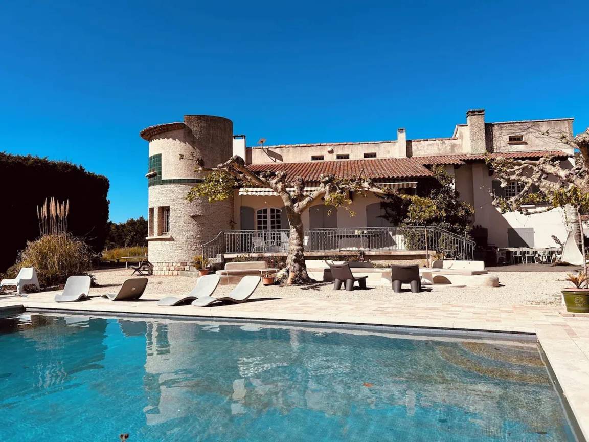 250 M² Villa ∙ 7 Bedrooms ∙ 12 Guests - Cassis
