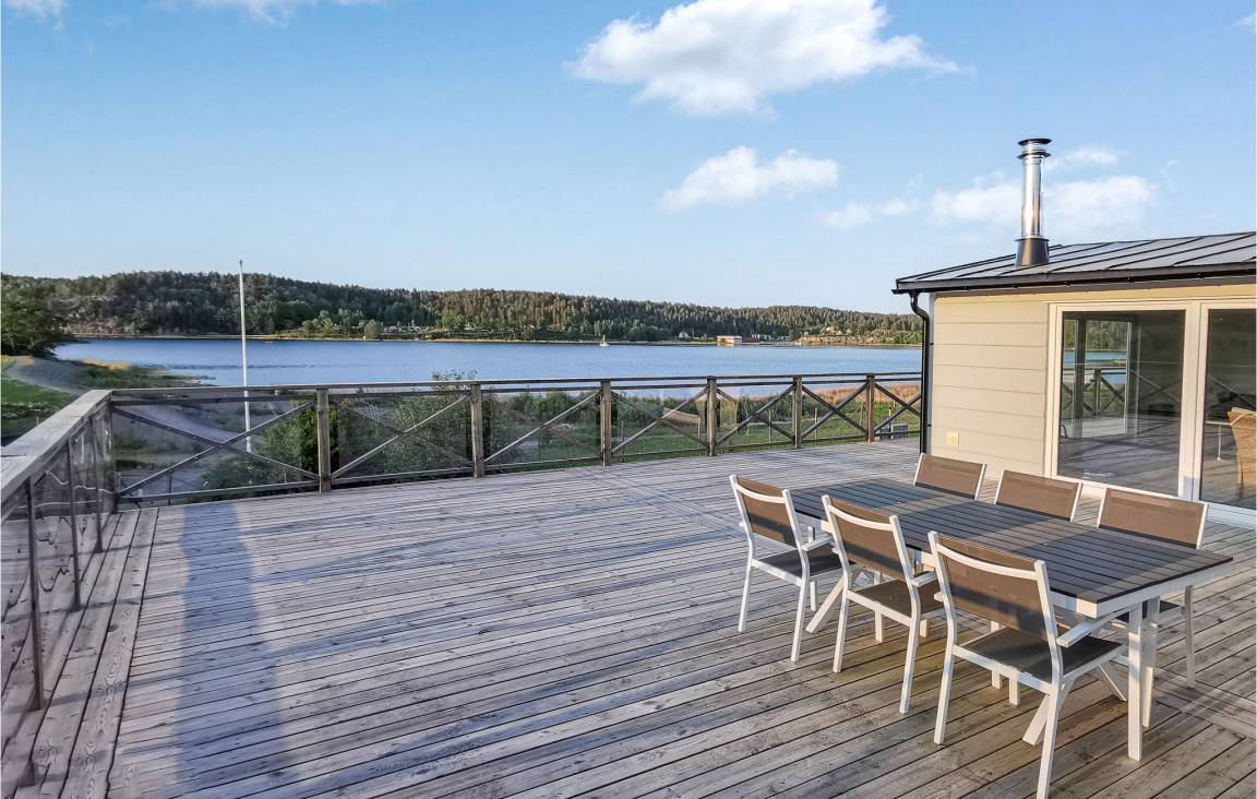 86 M² Hus ∙ 2 Sovrum ∙ 6 Gäster - Valdemarsvik