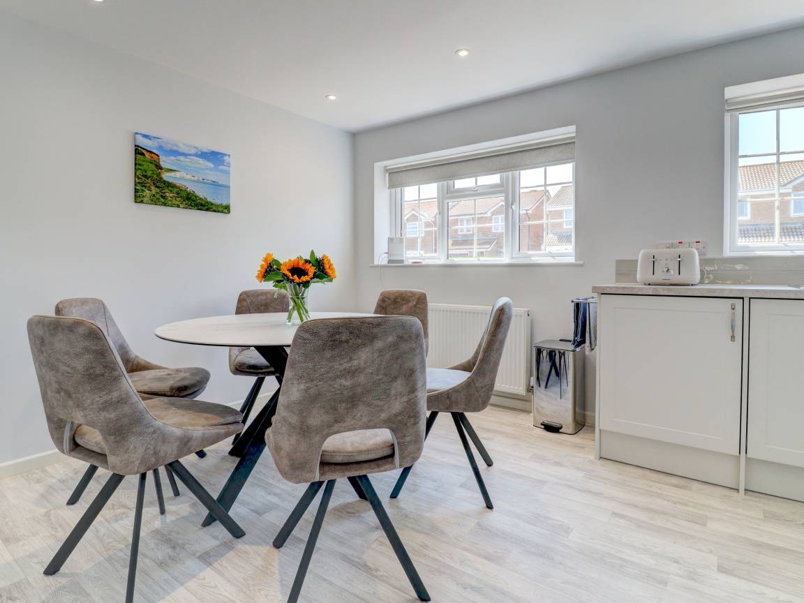 Cottage ∙ 3 Bedrooms ∙ 6 Guests - Seaford