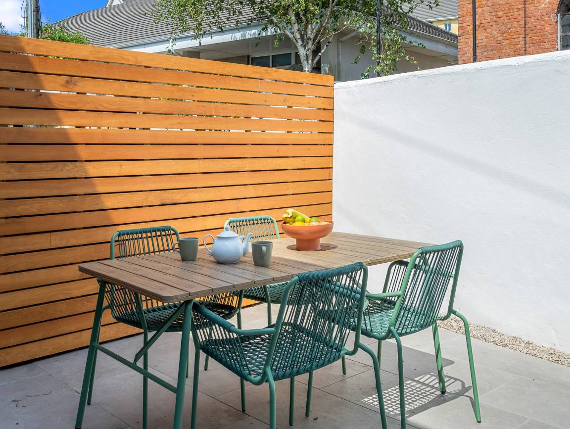 102 M² House ∙ 2 Bedrooms ∙ 4 Guests - Clifden