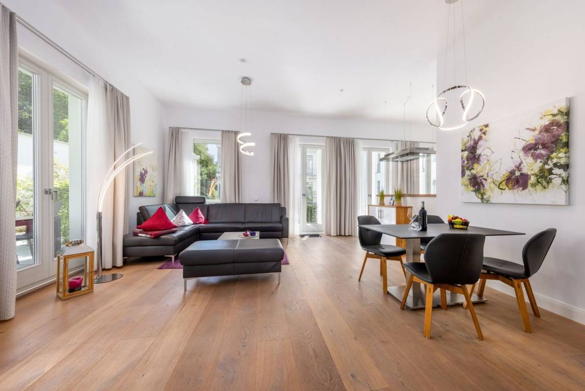 108 M² Ferienwohnung ∙ 2 Schlafzimmer ∙ 4 Gäste - Sellin