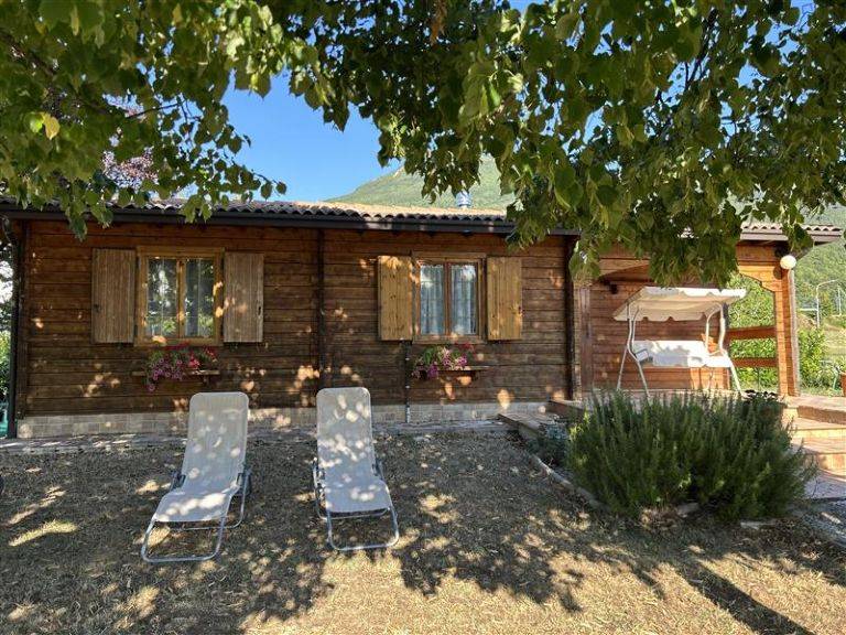55 M² Chalet ∙ 2 Bedrooms ∙ 4 Guests - Umbria
