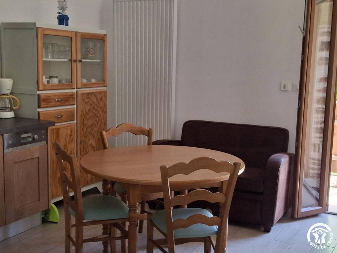 45 m² Gîte ∙ 1 Schlafzimmer ∙ 2 Gäste – Bild 4
