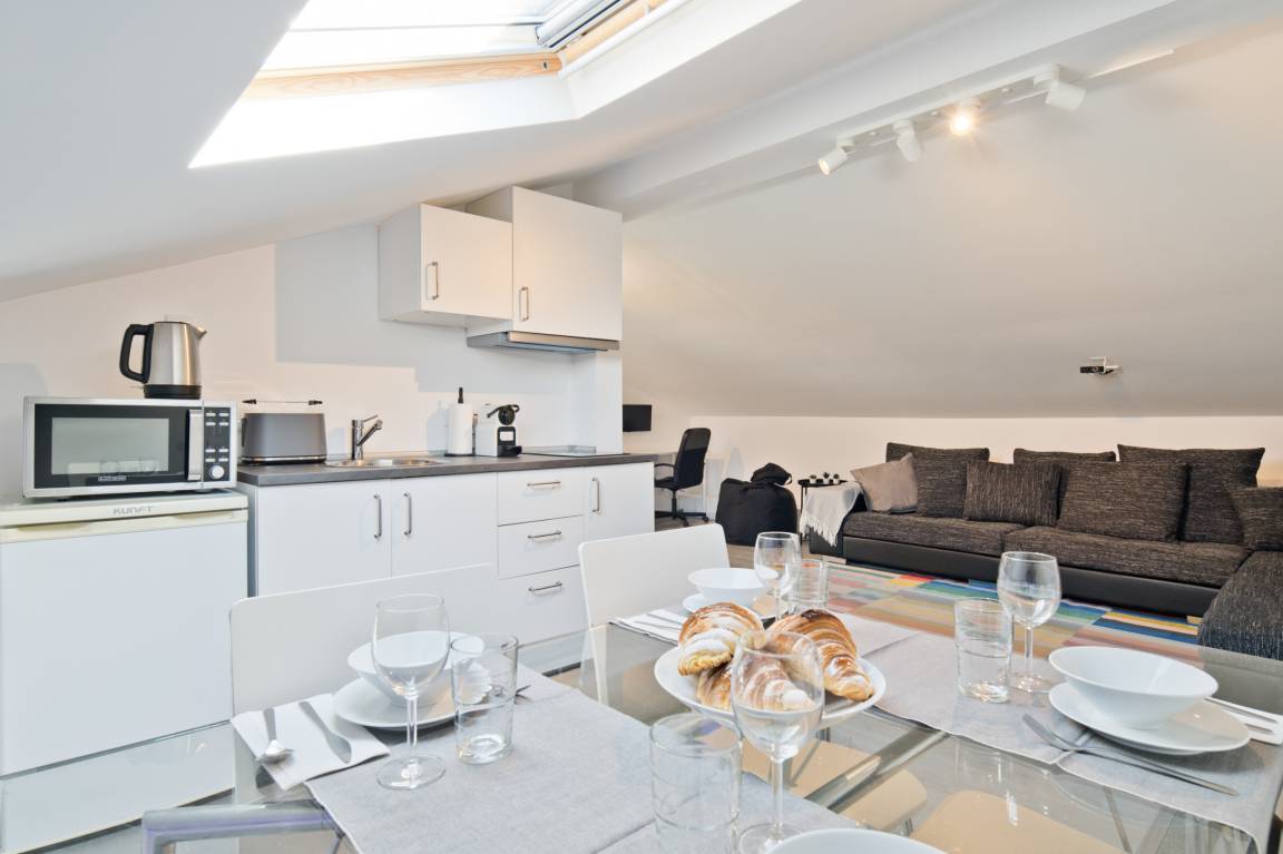 45 M² Apartment ∙ 2 Bedrooms ∙ 4 Guests - Estoril