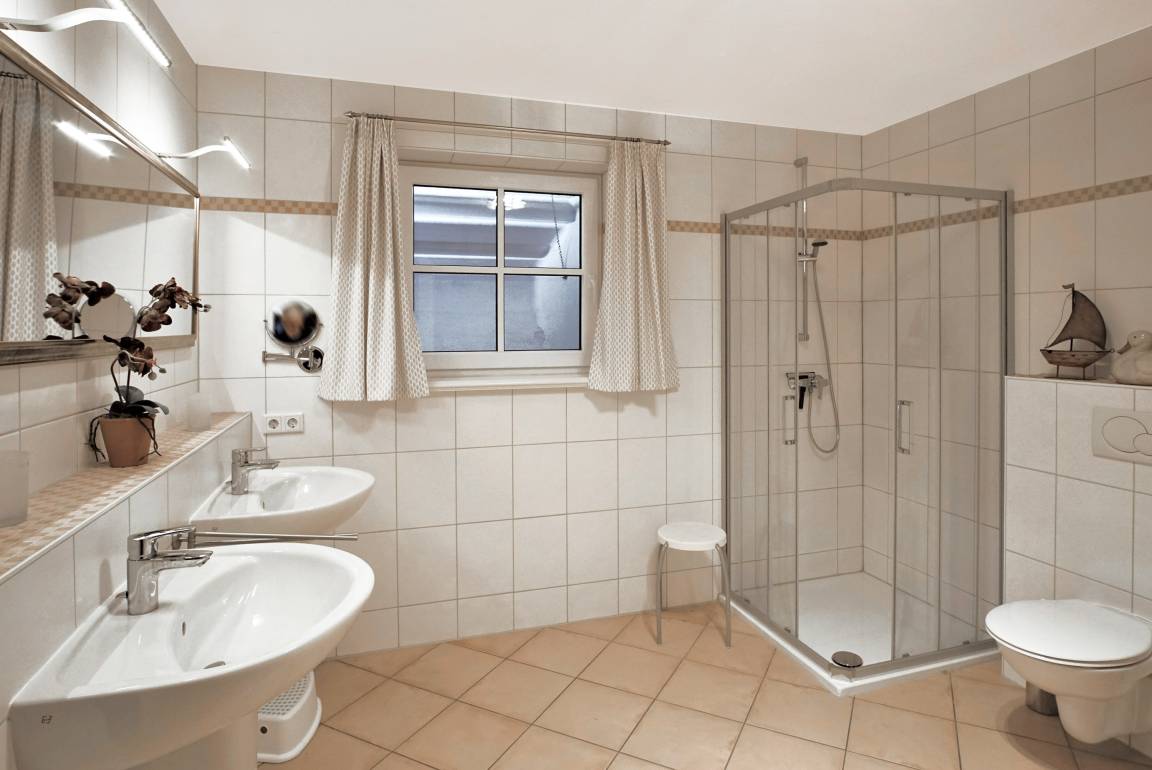 100 m² Ferienwohnung ∙ 2 Schlafzimmer ∙ 4 Gäste – Bild 15
