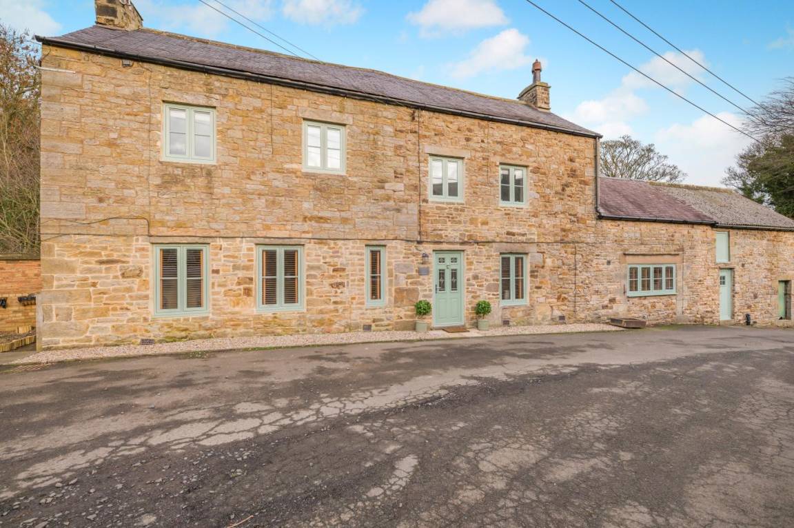 Cottage ∙ 3 Bedrooms ∙ 6 Guests - Northumberland