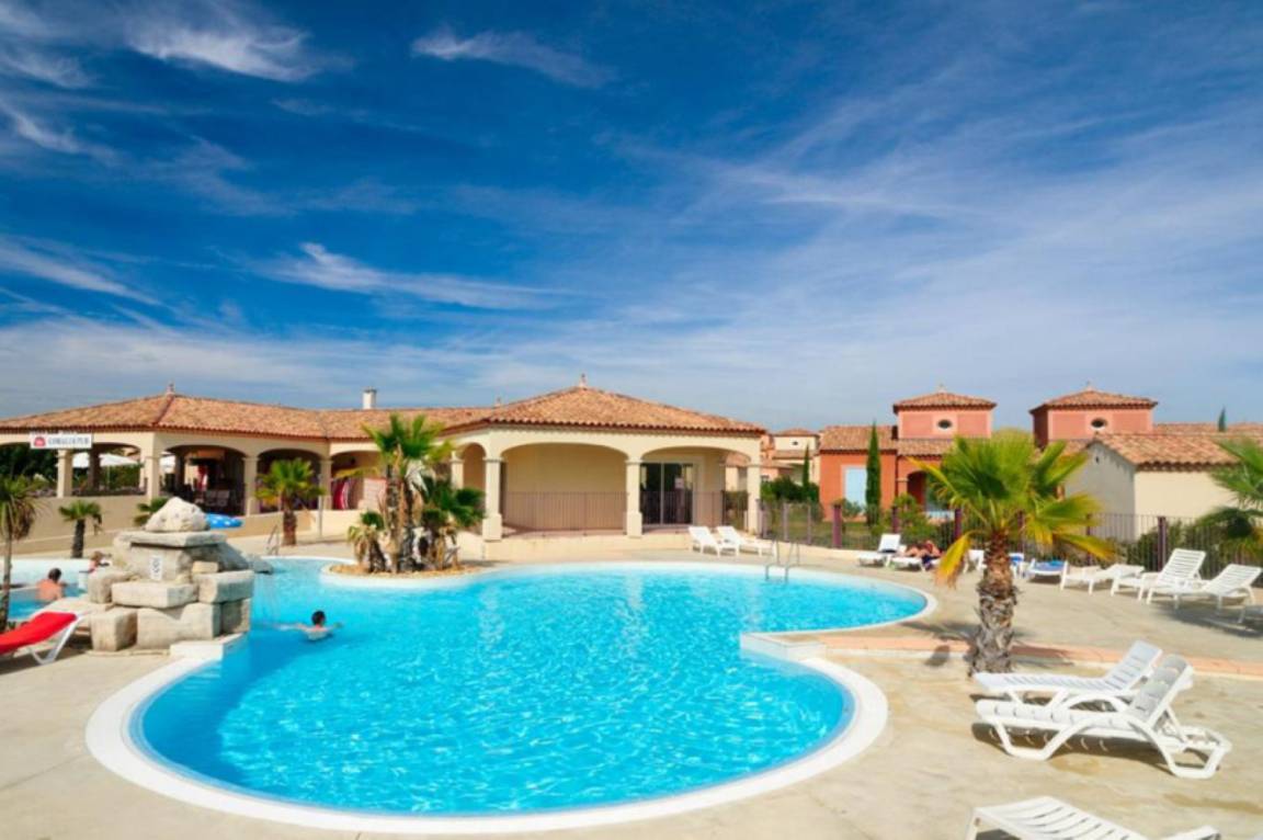 40 M² House ∙ 1 Bedroom ∙ 4 Guests - Minerve