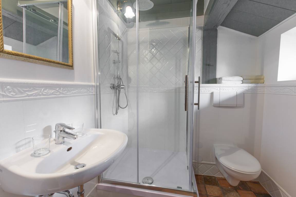 84 m² Ferienwohnung ∙ 2 Schlafzimmer ∙ 4 Gäste – Bild 23