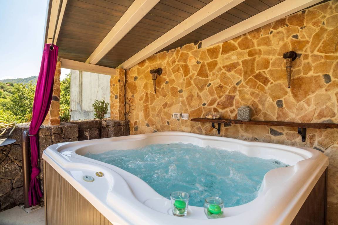 80 M² Appartamento Vacanza ∙ 1 Camera Da Letto ∙ 4 Ospiti - Linguaglossa