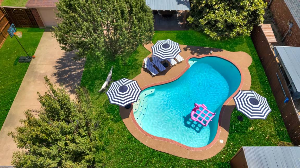 288 M² Villa ∙ 6 Bedrooms ∙ 16 Guests - Garland, TX