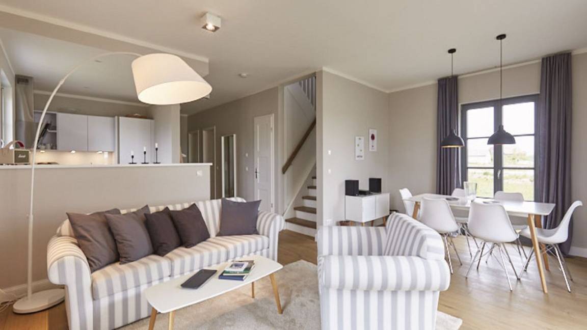 116 M² Ferienhaus ∙ 3 Schlafzimmer ∙ 6 Gäste - Hiddensee
