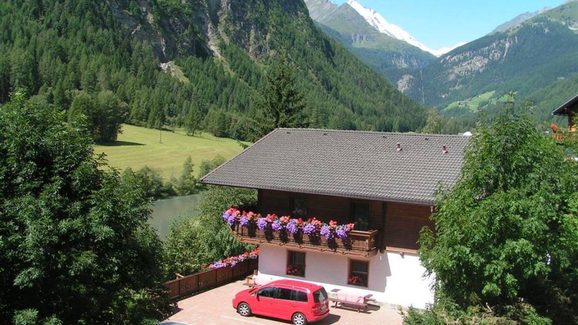 38 M² Ferienwohnung ∙ 1 Schlafzimmer ∙ 3 Gäste - Heiligenblut