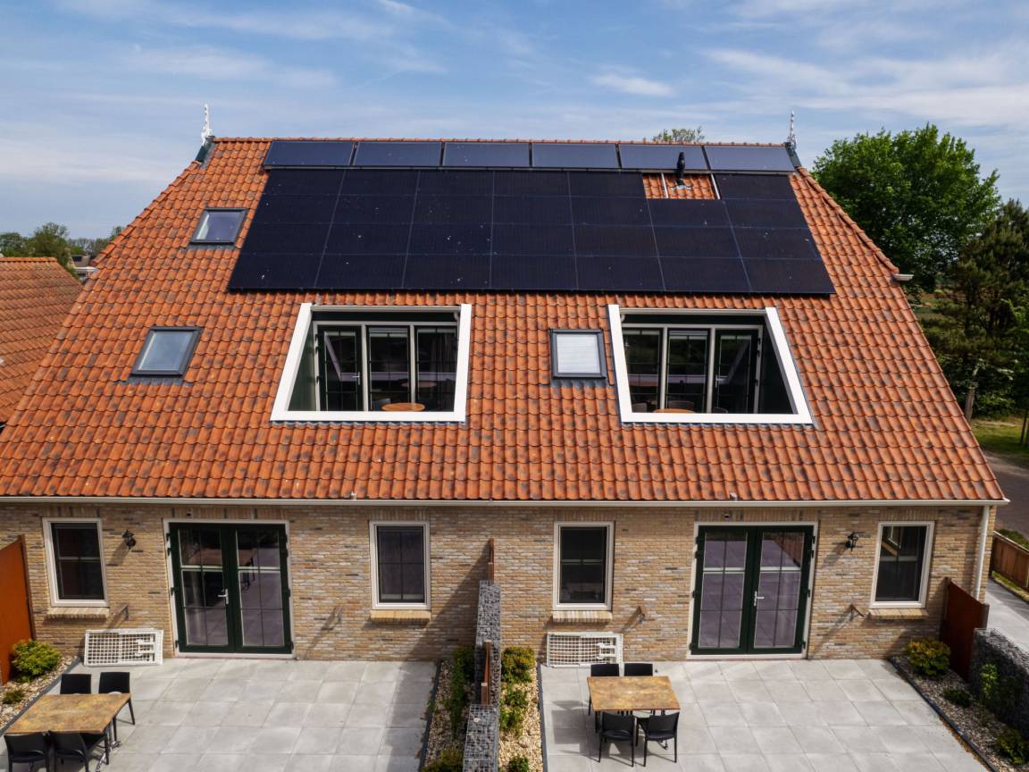35 M² Lägenhet ∙ 2 Sovrum ∙ 4 Gäster - Nes