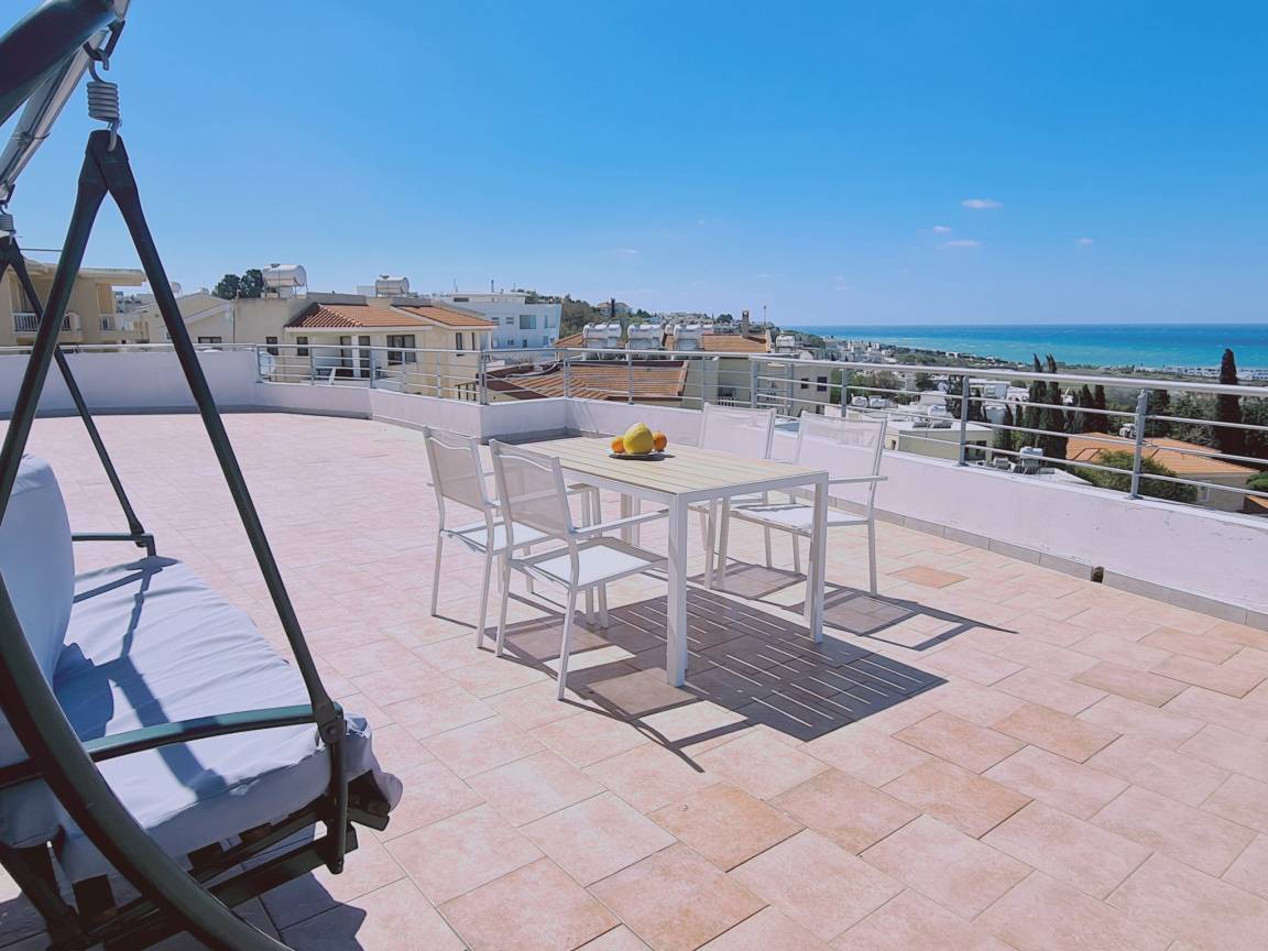170 M² Apartment ∙ 2 Bedrooms ∙ 5 Guests - Paphos