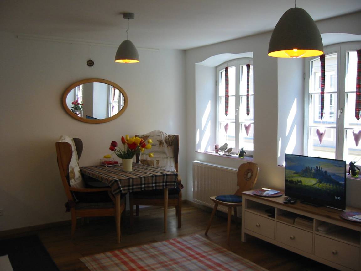45 M² Ferienwohnung ∙ 1 Schlafzimmer ∙ 4 Gäste - Landsberg am Lech