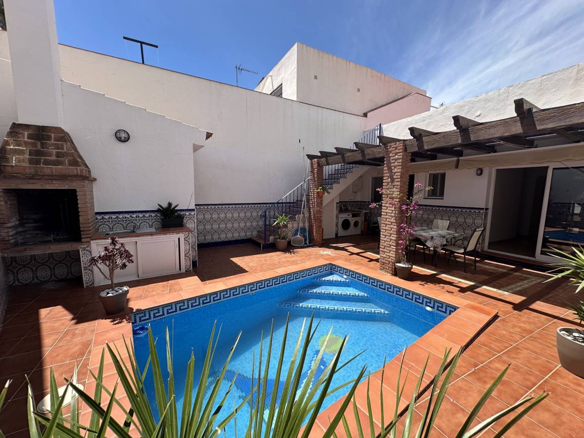 177 M² House ∙ 4 Bedrooms ∙ 8 Guests - 네르하