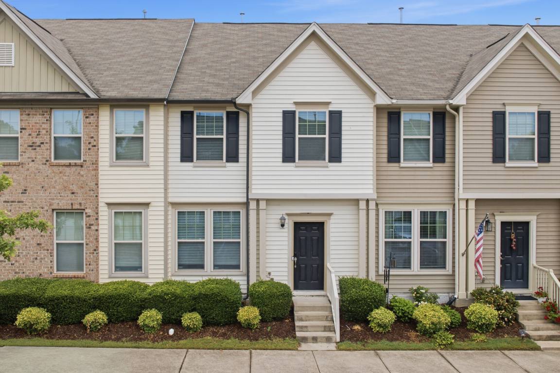 144 M² Apartamento ∙ 4 Habitaciones ∙ 6 Huéspedes - Wake Forest, NC