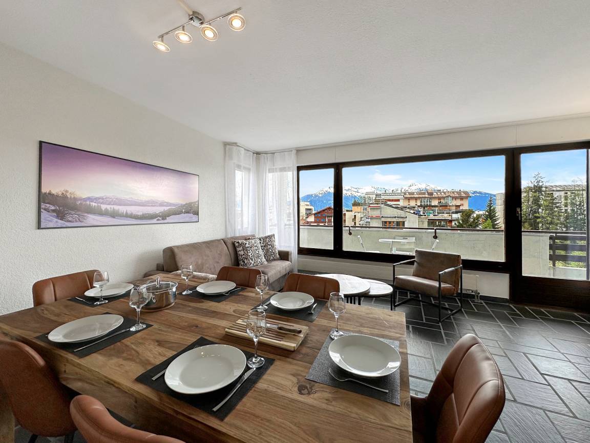 180 M² Apartamento ∙ 3 Habitaciones ∙ 8 Huéspedes - Sierre