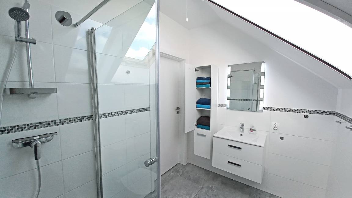 66 m² Ferienhaus ∙ 2 Schlafzimmer ∙ 4 Gäste – Bild 12