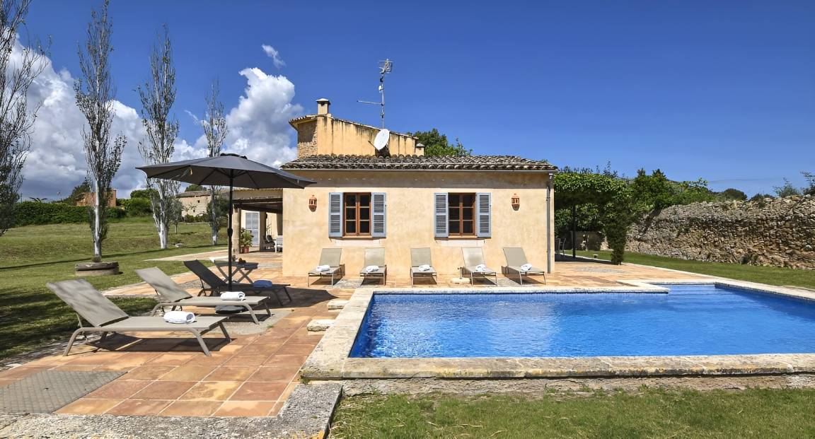 250 M² Dom Wiejski Typu Finca ∙ 4 Sypialnie ∙ 6 Gości - Cala Millor