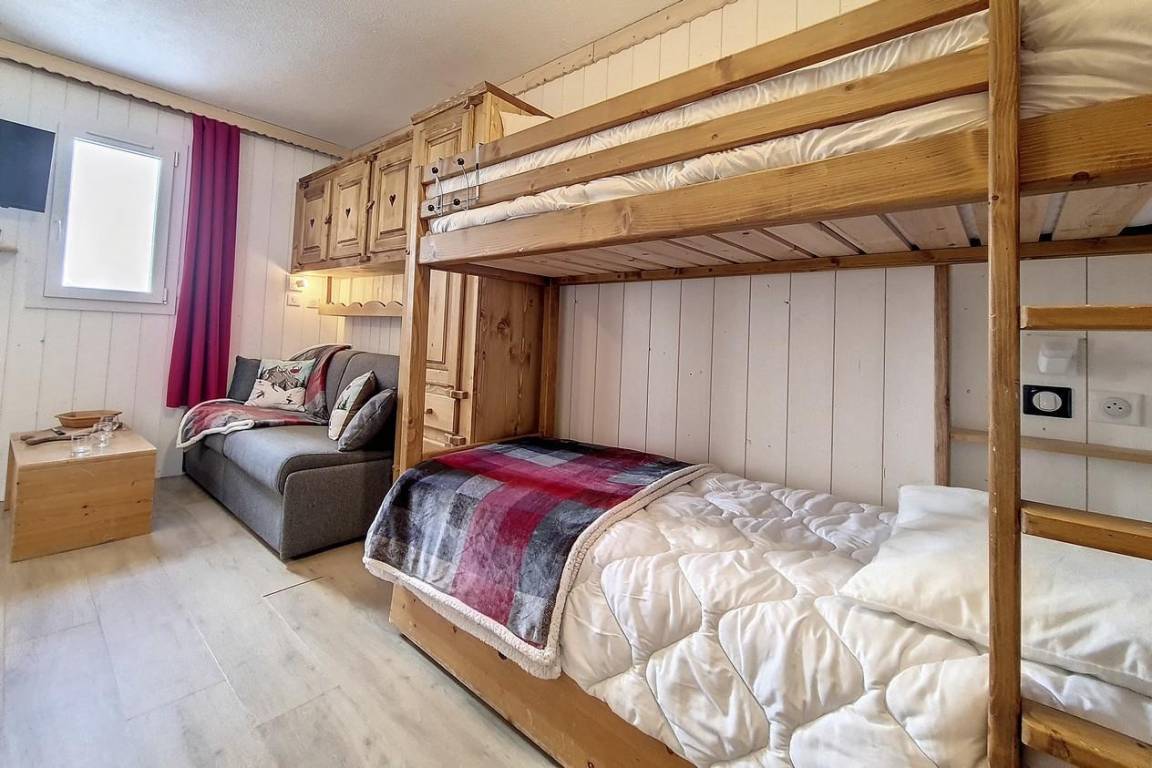 18 m² Studio ∙ 1 Schlafzimmer ∙ 3 Gäste – Bild 1