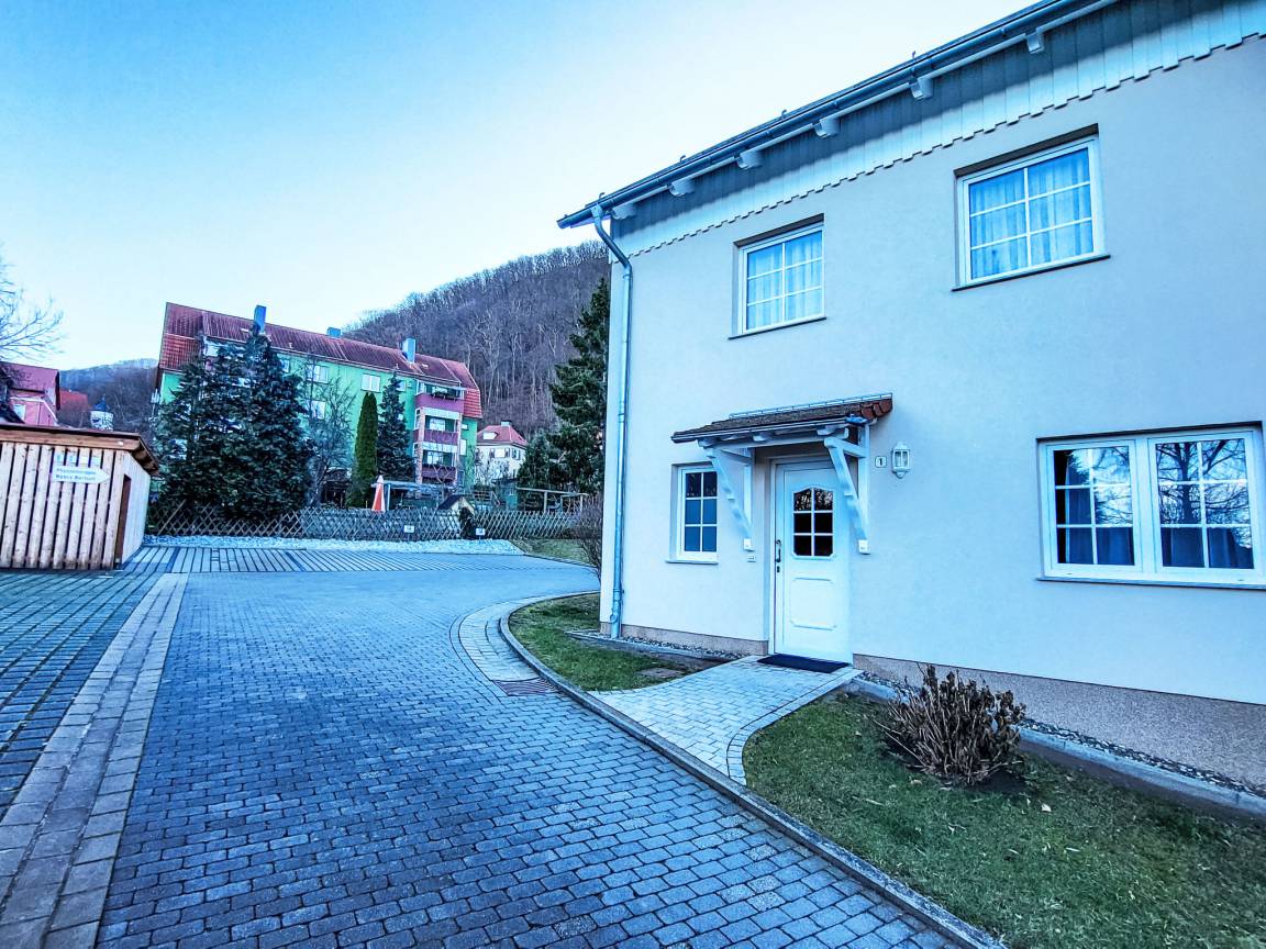60 M² Ferienwohnung ∙ 1 Schlafzimmer ∙ 2 Gäste - Blankenburg (Harz)
