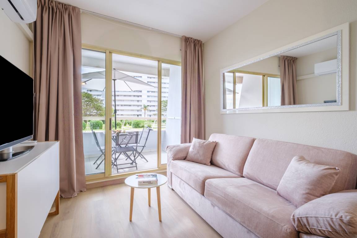 30 M² Apartamento ∙ 1 Habitación ∙ 3 Huéspedes - Vence
