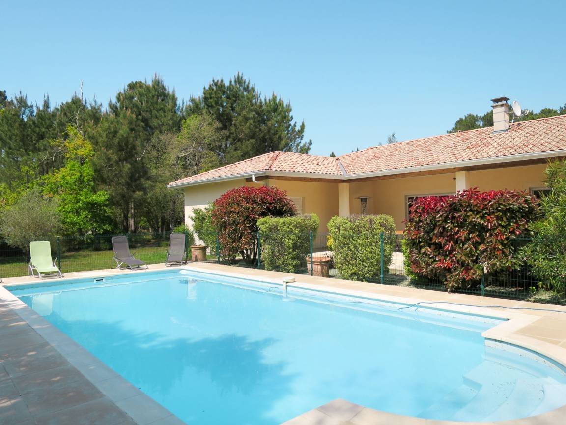 150 M² Maison De Vacances ∙ 3 Chambres ∙ 8 Personnes - Vendays-Montalivet