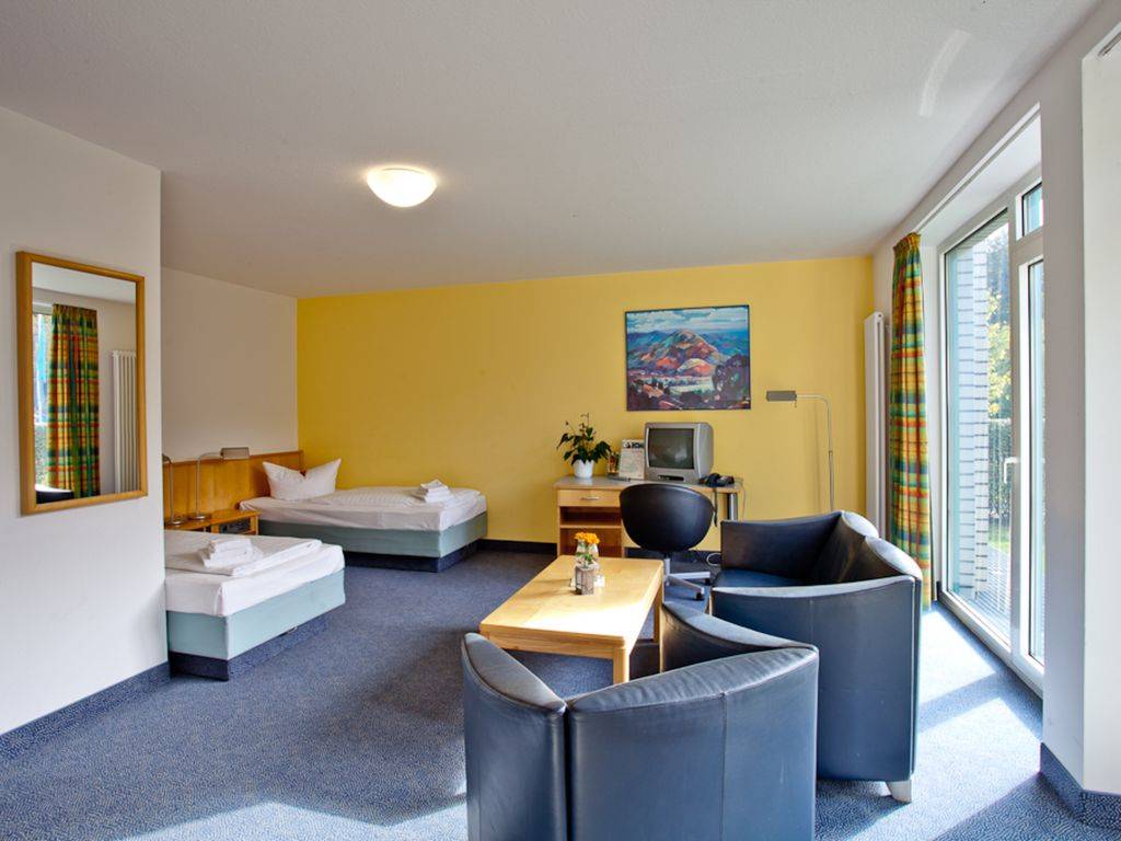 15 M² Hotel ∙ 1 Slaapkamer ∙ 3 Gasten - Blankenburg