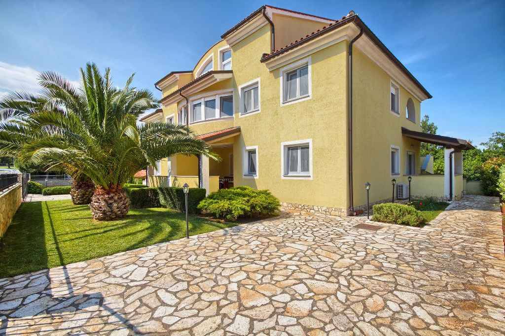 56 M² Appartamento Vacanza ∙ 2 Camere Da Letto ∙ 5 Ospiti - Premantura