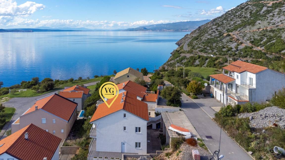 82 M² Apartment ∙ 3 Bedrooms ∙ 6 Guests - Senj