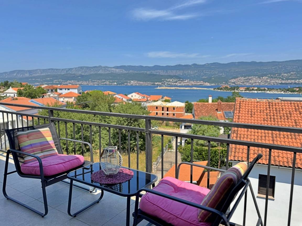 95 M² Appartement ∙ 2 Chambres ∙ 5 Personnes - Vrbnik