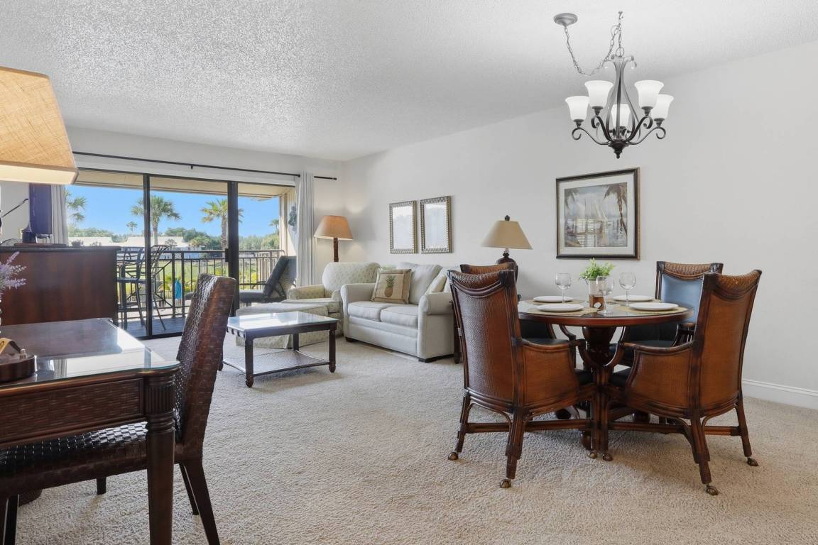 102 M² Condo ∙ 2 Bedrooms ∙ 4 Guests - Wesley Chapel, FL