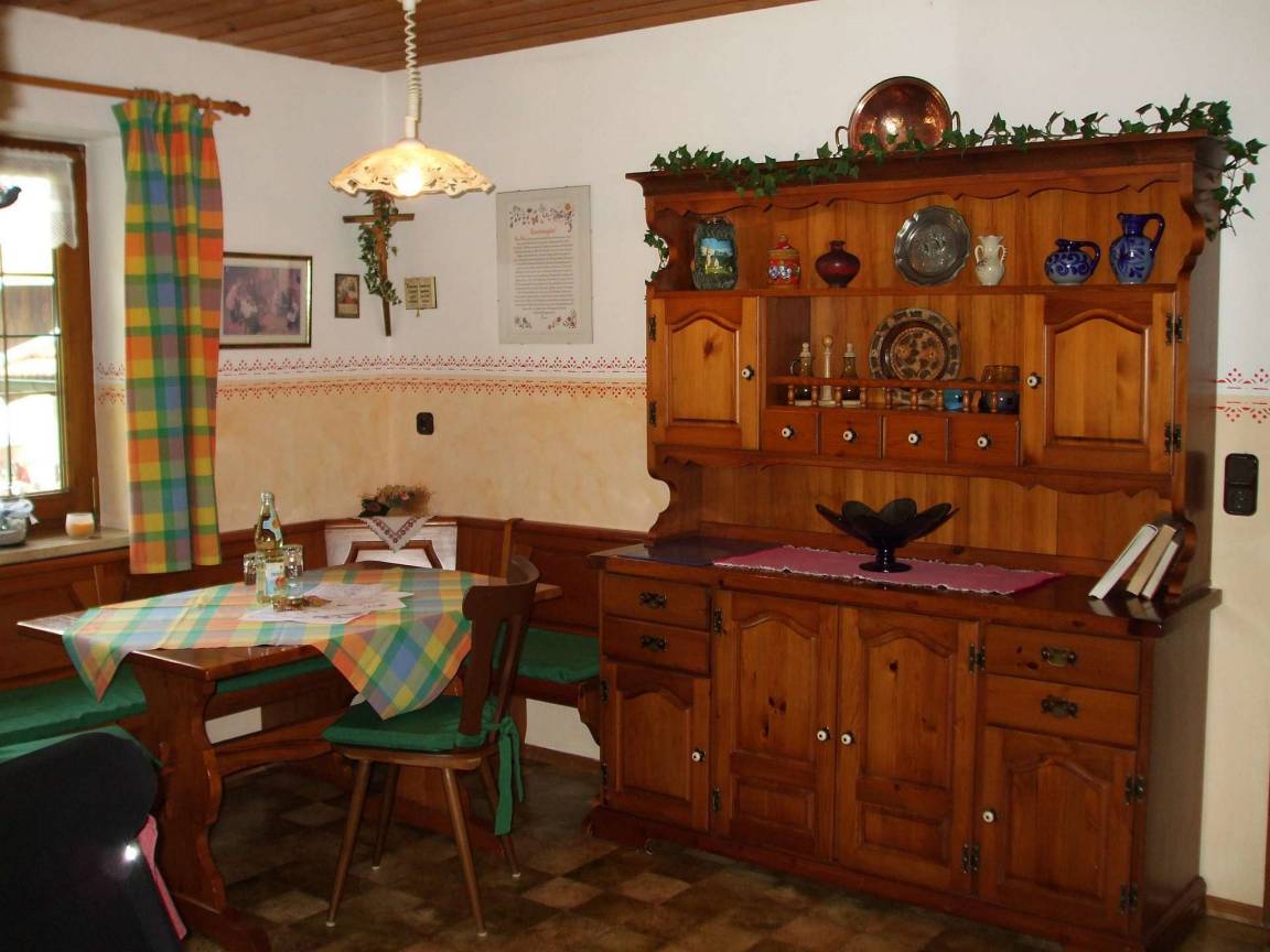 90 M² Ferienwohnung ∙ 2 Schlafzimmer ∙ 4 Gäste - Frasdorf