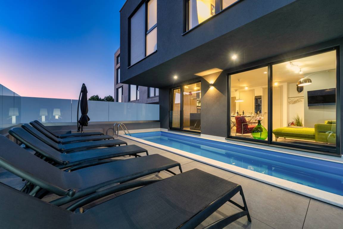190 M² Villa Vacanza ∙ 4 Camere Da Letto ∙ 8 Ospiti - Parenzo