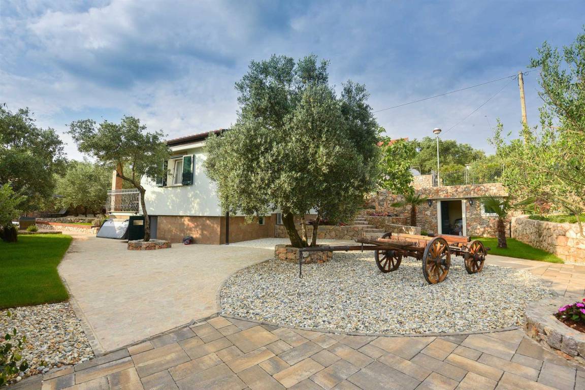 65 M² Villa ∙ 2 Bedrooms ∙ 6 Guests - Krk