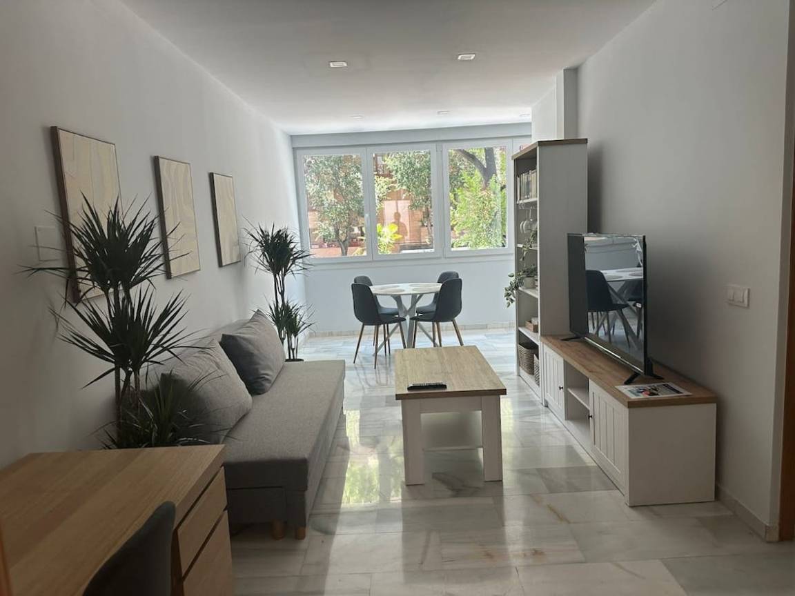20 M² Apartment ∙ 1 Bedroom ∙ 4 Guests - Adolfo Suárez Madrid–Barajas Airport (MAD)